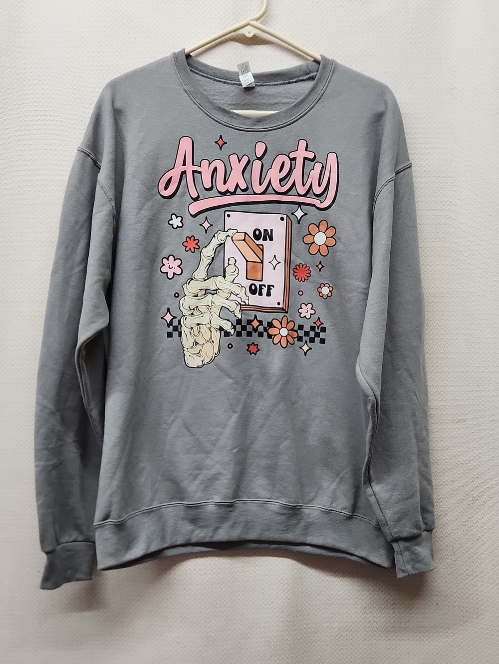 Jerzees Gray Crewneck Sweatshirt with Pink Graphic